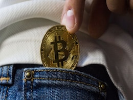 Bitcoin, Ether Post Big Gains After US Federal Reserve Chair Jerome Powell Goes Easy on Crypto Bitcoin, Ether Post Big Gains After US Federal Reserve Chair Jerome Powell Goes Easy on Crypto