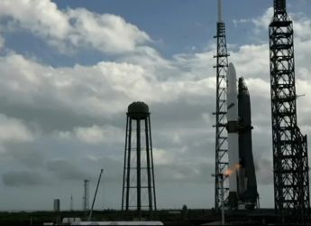 Bad Weather Delays Blue Origin&rsquo;s New Glenn Launch of NASA&rsquo;s Mars Mission