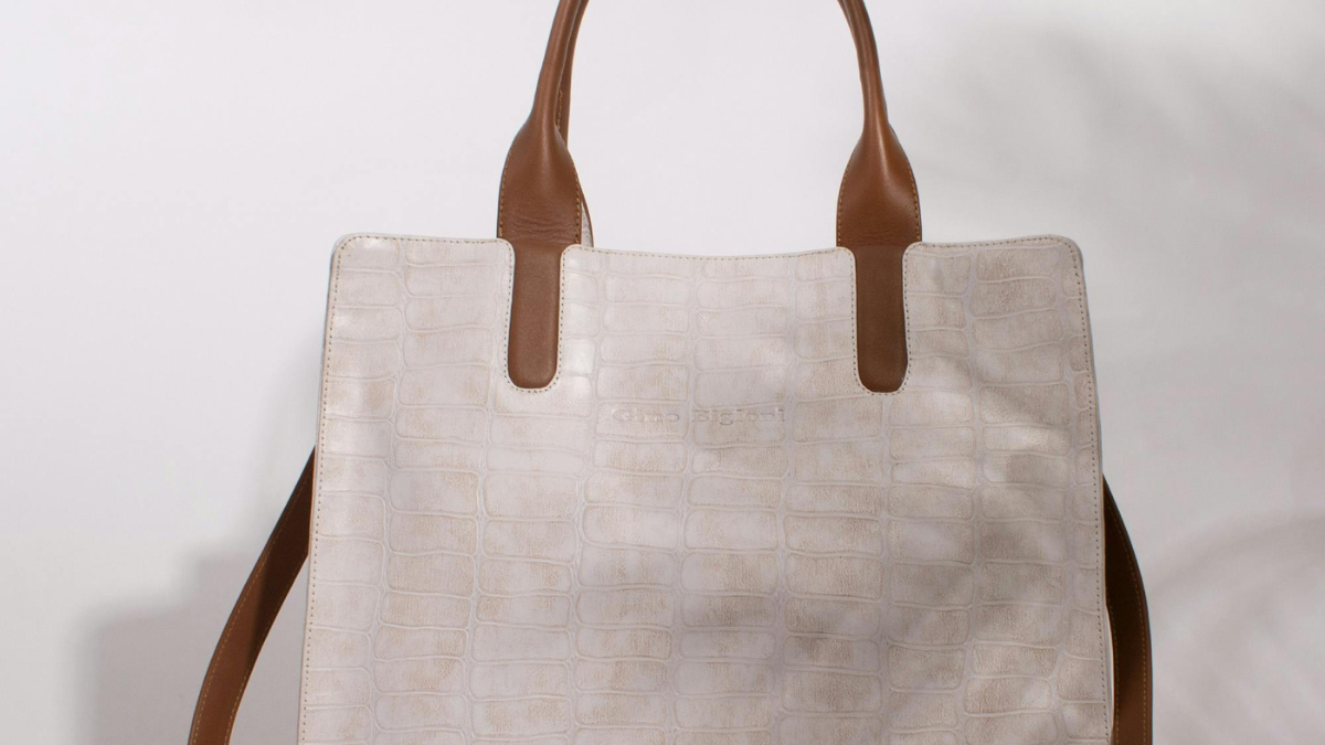 Myntra Big Fashion Sale 2025: Top 5 Totes Under Rs. 1,299 to Carry All Your Essentials