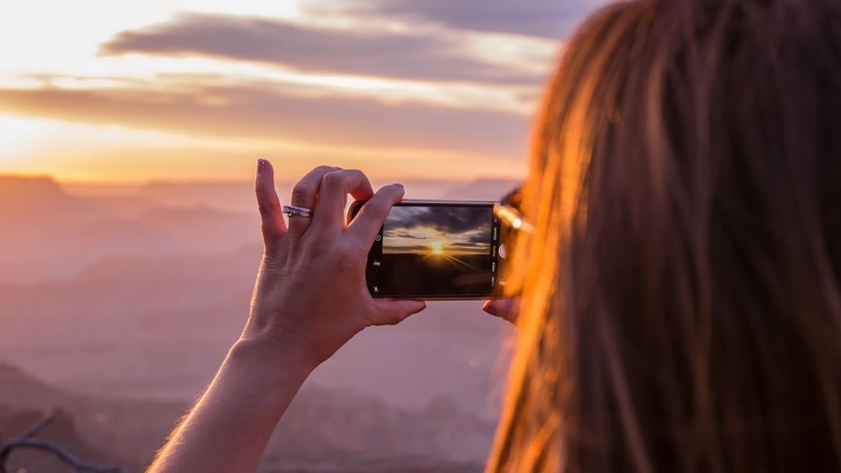 Top 50MP Camera Phones Under ₹12,000 in India: High Performance on a Budget