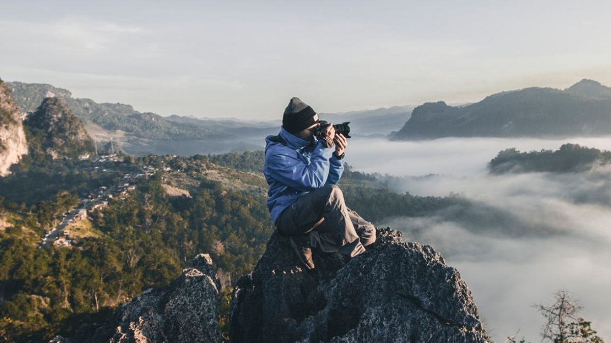 Best Sony Vlogging Cameras Under ₹2.5 Lakhs for Creators