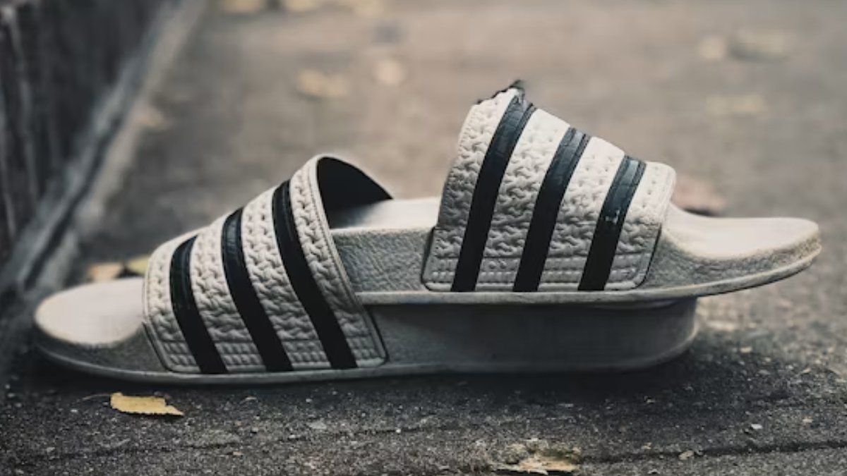 Top Monsoon Floaters for Men & Women: Rugged, Quick-Dry and Anti-Skid Options