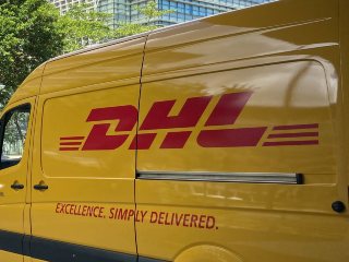 DHL Most Imitated Brand in Phishing Attacks in Q4 2021, WhatsApp, Google, and Apple in Top 10: Check Point Research