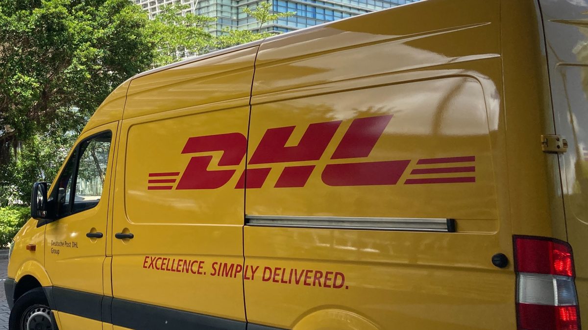 DHL Most Imitated Brand in Phishing Attacks in Q4 2021, WhatsApp, Google, and Apple in Top 10: Check Point Research