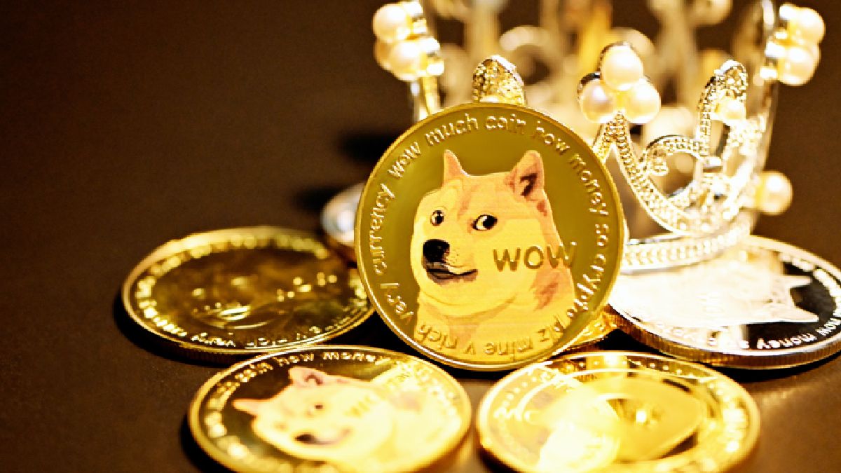 Elon Musk's Twitter Deal Sends Dogecoin Soaring by More Than 25 Percent: Here's Why