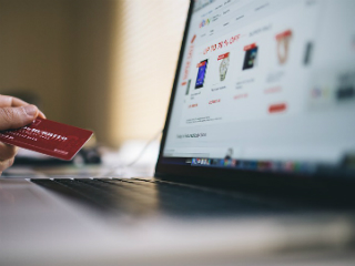 Flipkart, Amazon Diwali Sale Offers Today: iPhone 8, iPhone 7, Redmi Note 4, OnePlus 3T, and More