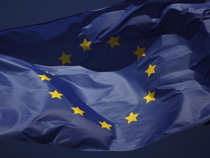 US Accuses EU of Grabbing Tax Revenues With Apple Decision