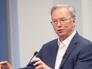 Former Google CEO Eric Schmidt Claims He&#039;s More Interested in Web 3 Than Crypto