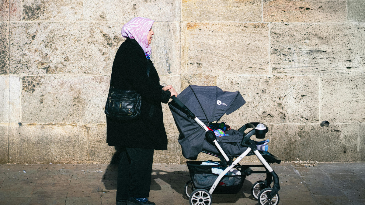 Top 5 Baby Strollers for 2025: Safety, Comfort & Convenience for Every Parent