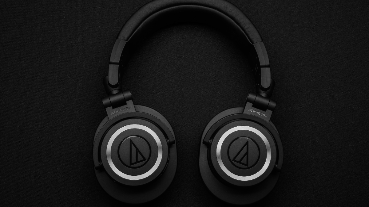 Best On Ear Headphones Under 1000: Wireless to Wired, Here Are the Top Affordable Picks