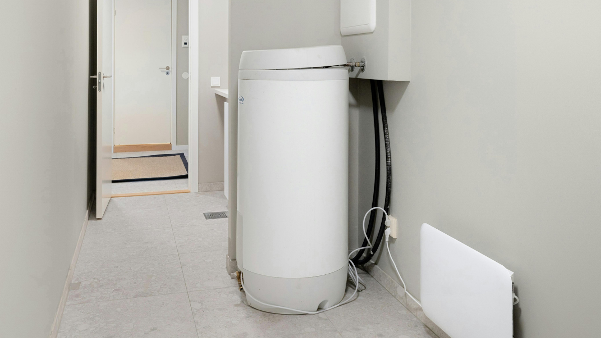 Warm Comfort for Cold Days: Best Water Heaters &amp; Immersion Rods on Amazon 2025