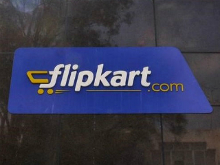 Flipkart Sale, Samsung Galaxy S9 Renders, Facebook Advertisers on WhatsApp, and More: Your 360 Daily