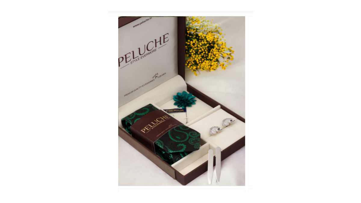 Marriage Anniversary Gifts on Myntra to Make Them Feel Special