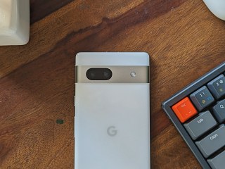 Pixel 8 Series and Older Models Get February Update With Bug Fixes, Security Patches in Tow