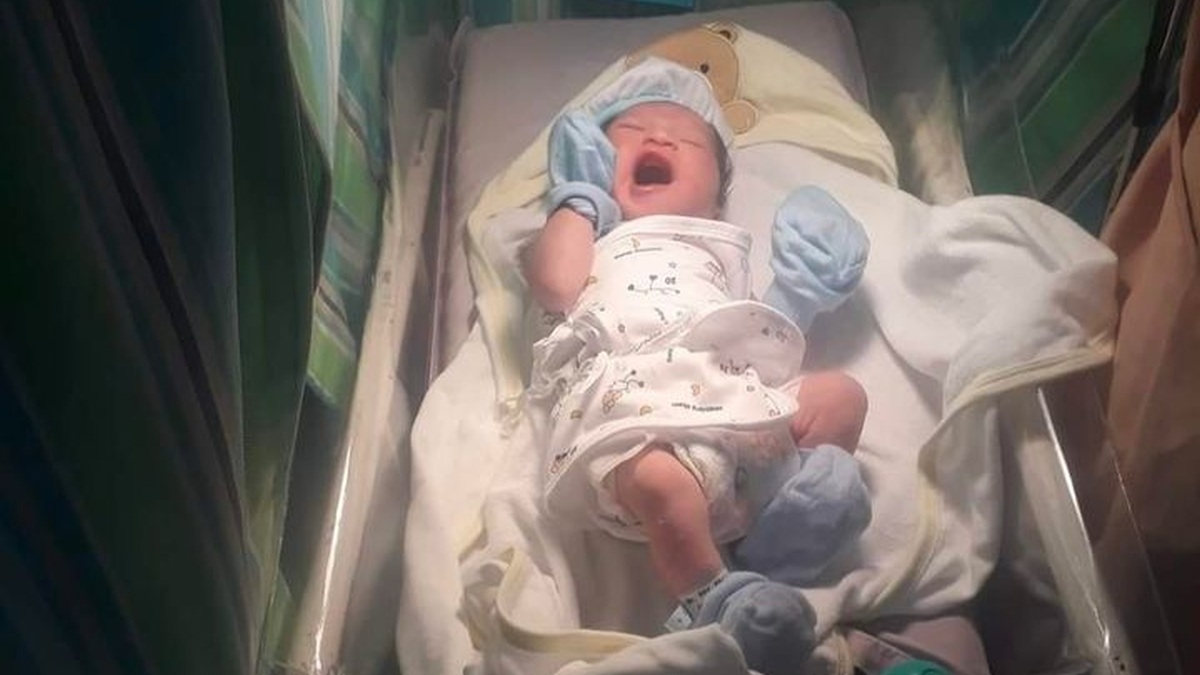 Parents Name Baby Boy HTML, Leaves Internet Amused and Concerned