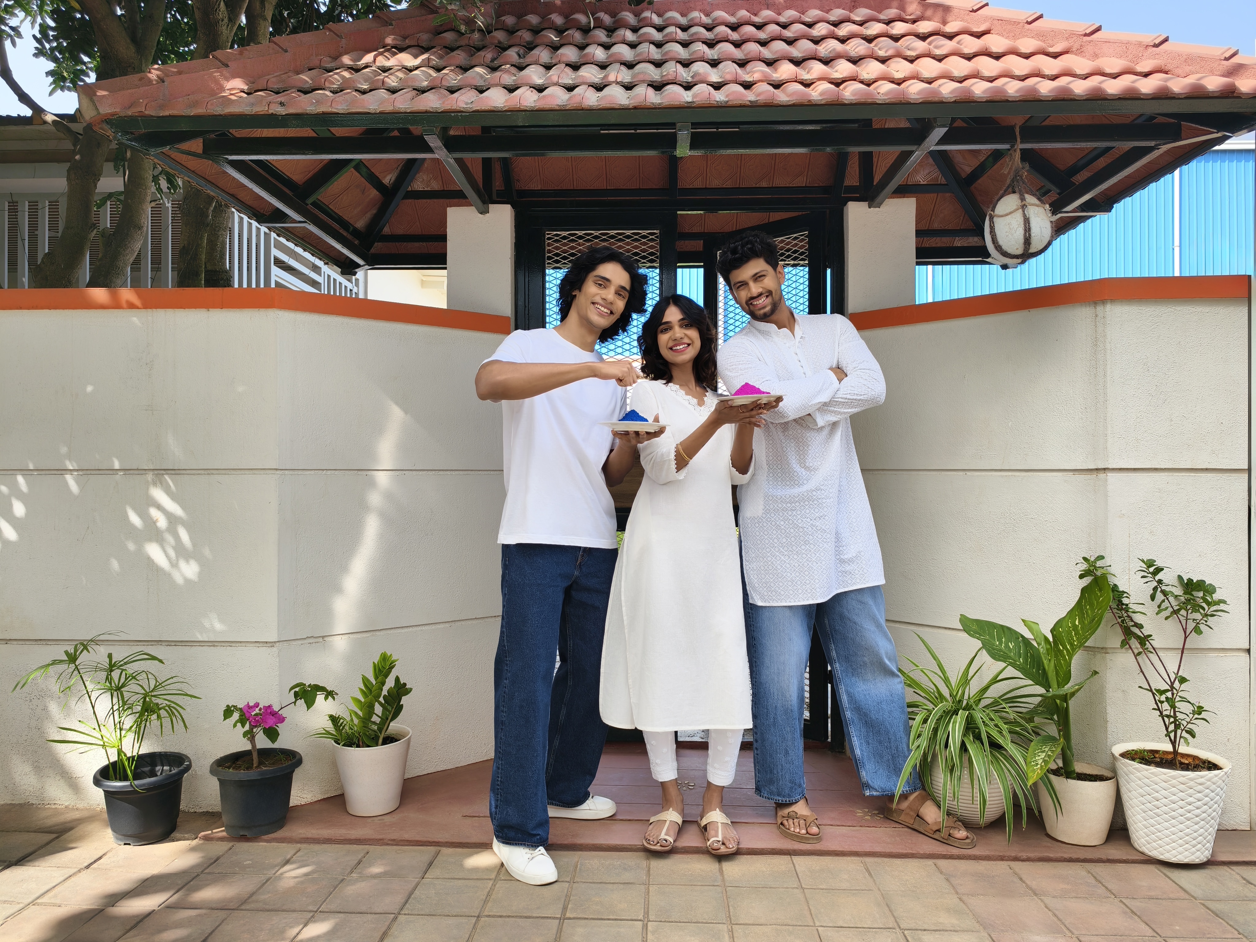 Holi AIGC 1x Horizontal hoi