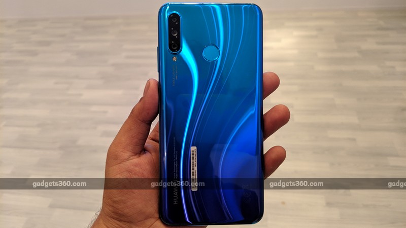 Huawei P30 Lite Launch Delayed by Japanese Carriers SoftBank's Ymobile and KDDI