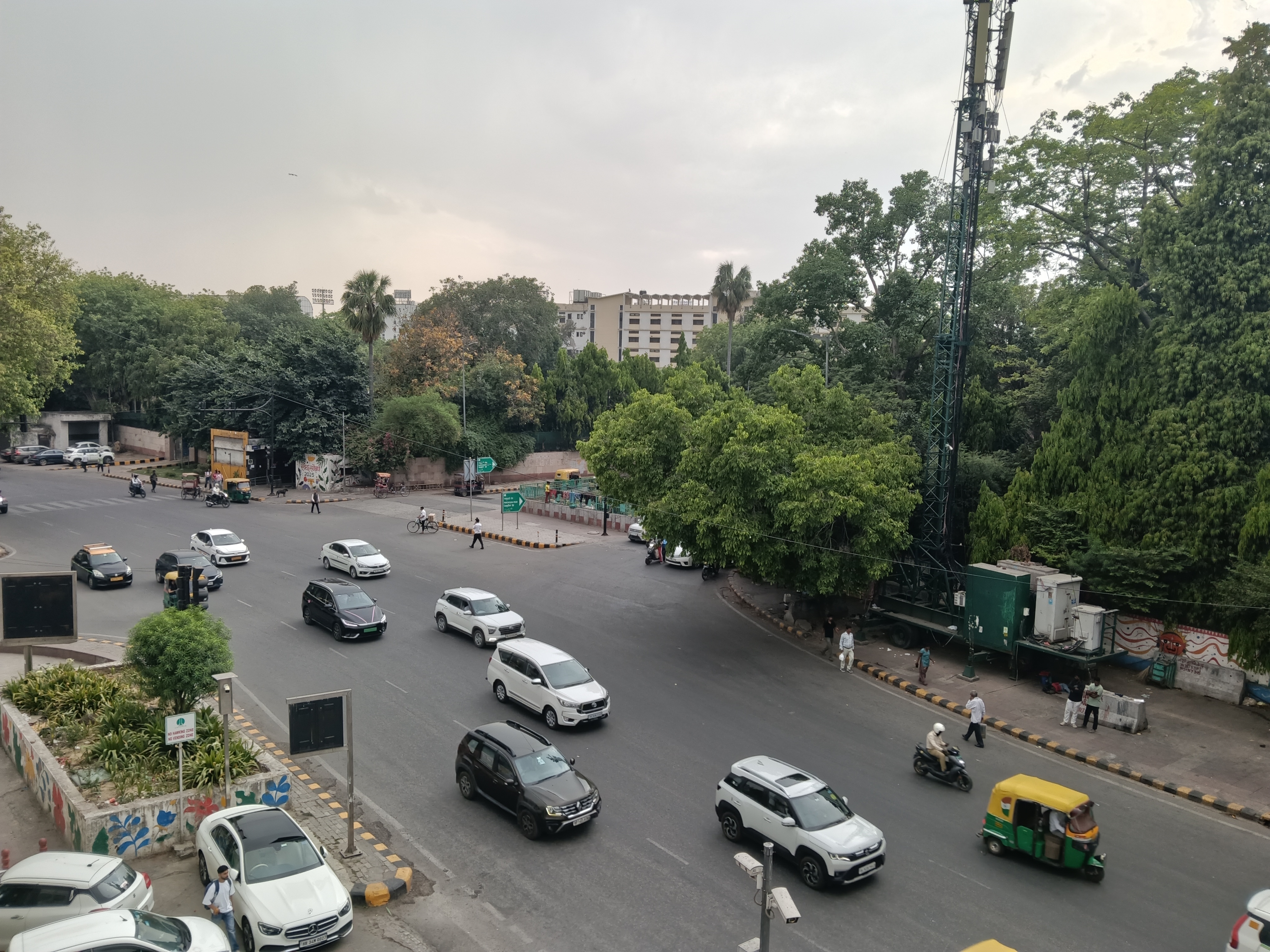 IMG20260417152138 Oppo F33 Pro 5G