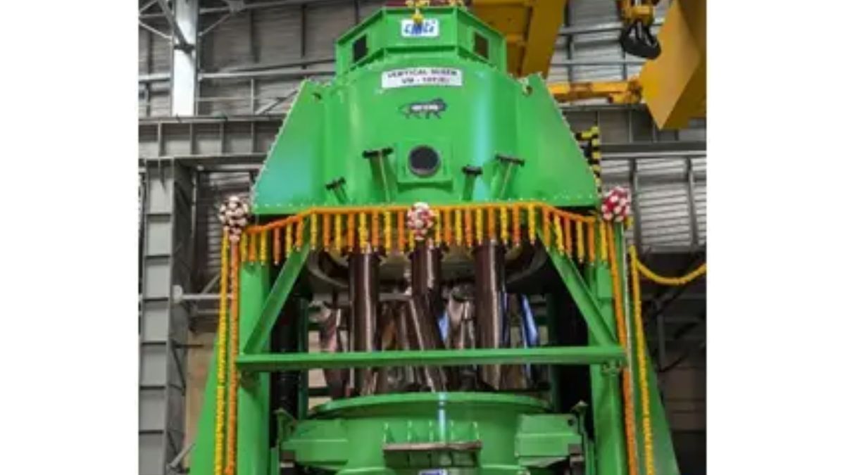 ISRO Unveils World&rsquo;s Largest 10-Tonne Vertical Mixer for Solid Propellants