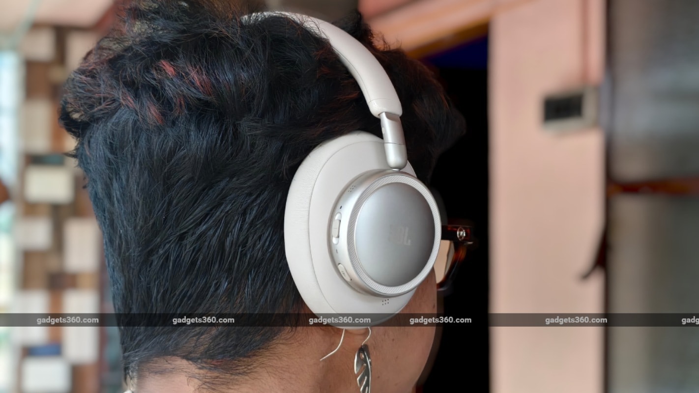 JBL Live 780NC gadgets 360 review inline2 JBL Live 780NC
