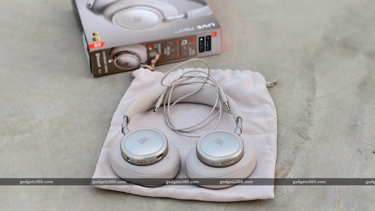JBL Live 780NC gadgets 360 review inline3 JBL Live 780NC
