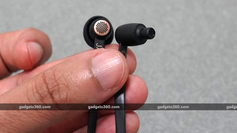 Jays a-Six Wireless Review
