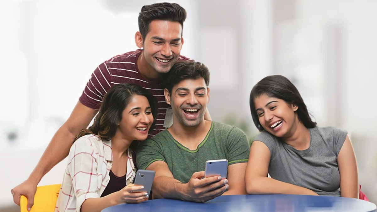 Jio আনল স্পেশাল অফার, মাত্র 1,499 টাকায় ফোন, সঙ্গে 6 মাসের রিচার্জ ফ্রি