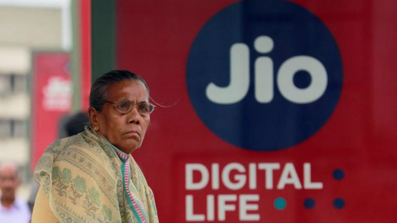 Reliance Jio Board Approves Spin-Off of Fibre, Towers Businesses