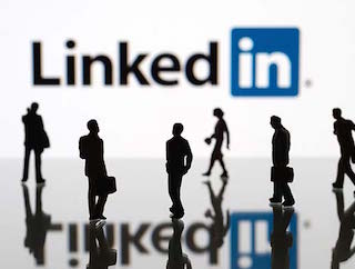 LinkedIn CEO Meets HRD Minister Prakash Javadekar to Discuss Education Sector