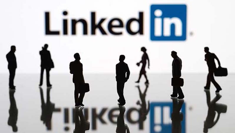 LinkedIn CEO Meets HRD Minister Prakash Javadekar to Discuss Education Sector