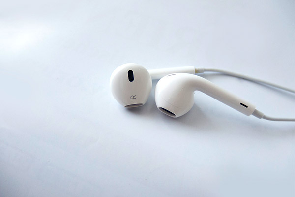Best Earphones Under 500 In India Hotdeals360 Looking for the best bluetooth earphones in india that are truly wireless? best earphones under 500 in india