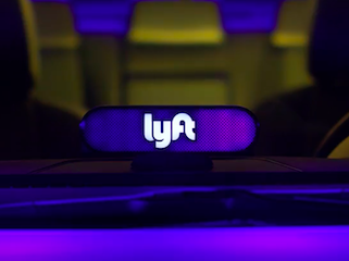 Lyft Plunges Below IPO Price, Sending Cautionary Message to Other Unicorns