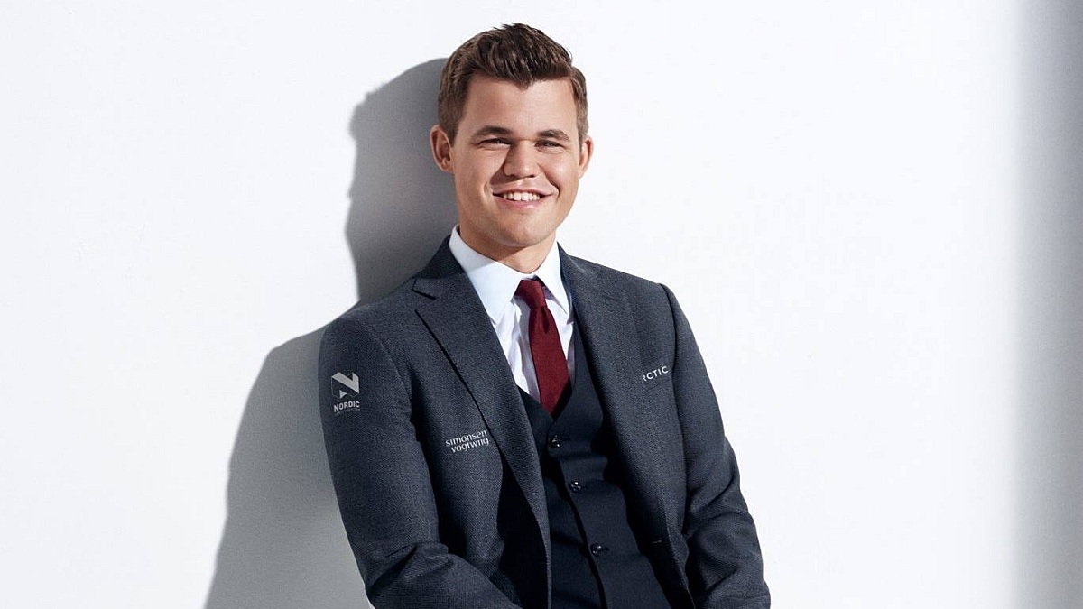 Chess Grandmaster Magnus Carlsen Awarded NFT Trophy for Winning International Chess Tournament