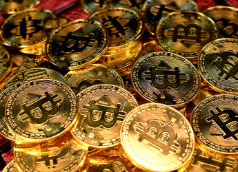Bitcoin Climbs Near $77,000 as Liquidity Trends and Stable Momentum Support Market
