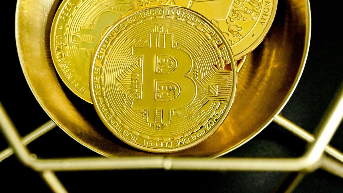 Bitcoin Trades Near $66,500 as Market Holds Steady Amid Mixed Signals