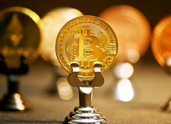 Bitcoin Holds Firm Near $94,000 as Macro Signals Support Crypto