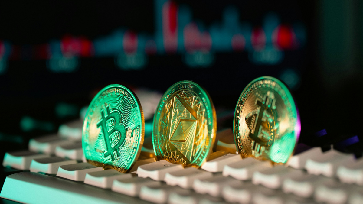 Bitcoin Holds Ground as Traders Brace for US Fed’s Final Rate Decision