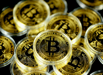 Bitcoin Rises Above $92,300 as Crypto Market Stabilises Ahead of Weekend Trade