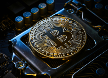 Bitcoin Climbs to $116,700 as Ethereum, Altcoins Consolidate Ahead of US Fed Policy Decision