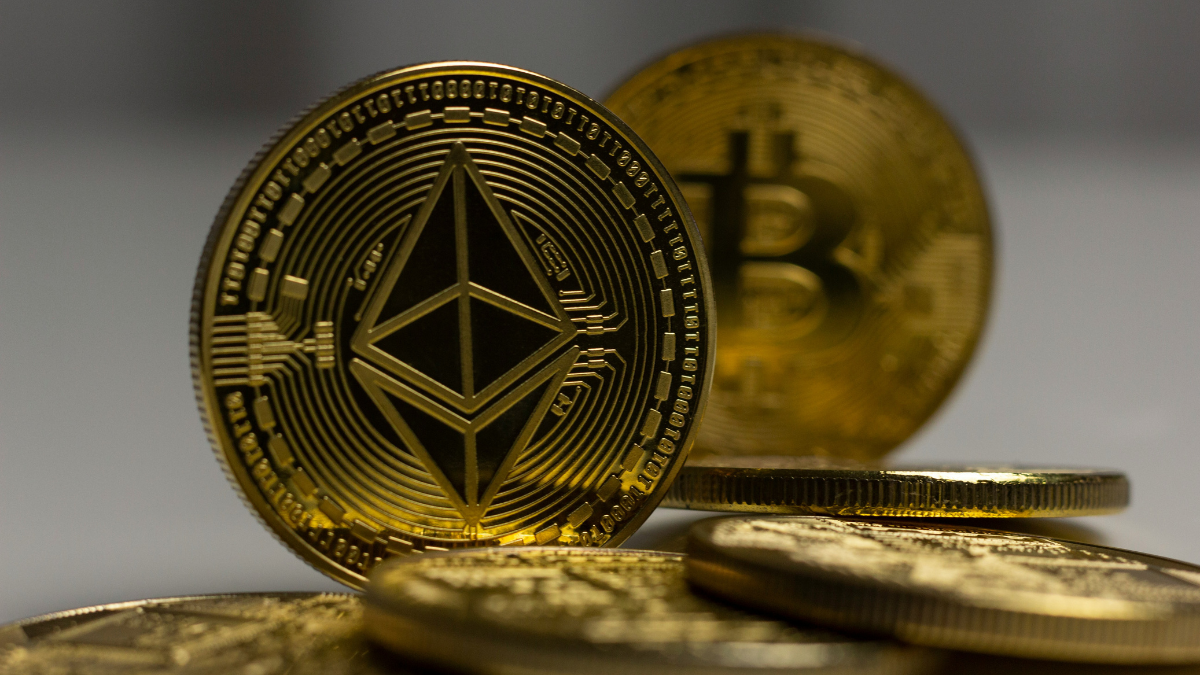 Ethereum Price Hits All-Time High as Bitcoin Steadies Around $113,000 Ethereum Price Hits All-Time High as Bitcoin Steadies Around $113,000