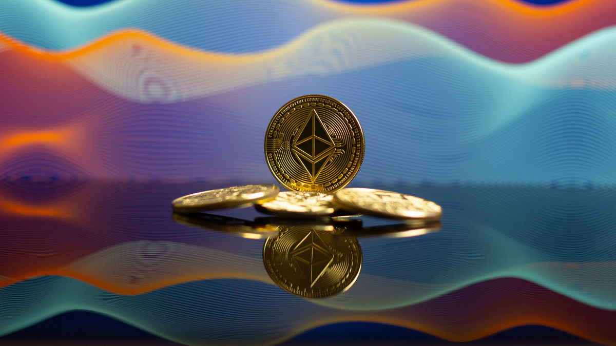 Ethereum Climbs Above $4,100 as Whale Accumulation Boosts Market Sentiment