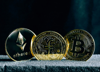 Ethereum Slips as Anticipation Builds Ahead of Options Expiry, Bitcoin Hovers Above $112,000