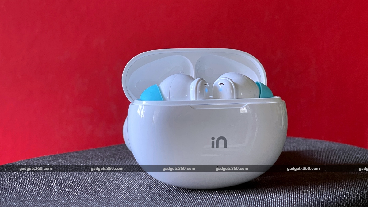 Micromax AirFunk 1 Pro Review: Feature-Packed Earphones for Those on a Budget