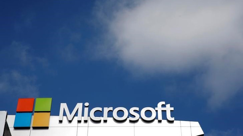 Microsoft Starts Offering Complete Range of Cloud Services From UK Data Centres