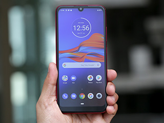 Moto E6s Review