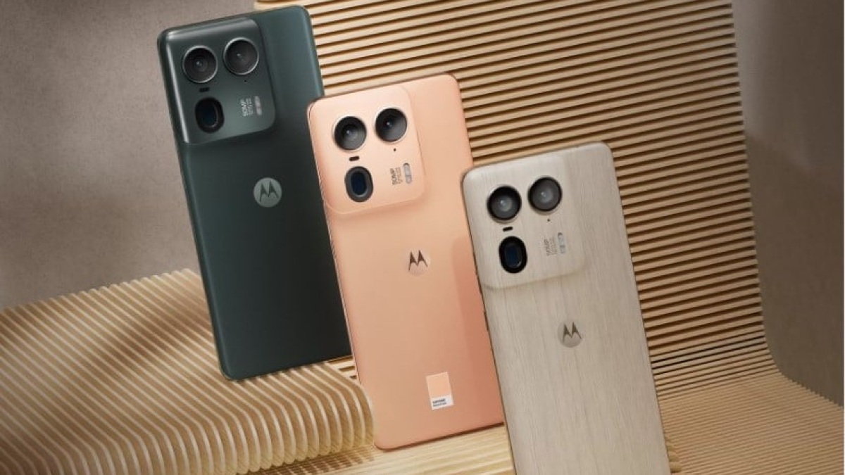 Motorola সবচেয়ে সস্তায় 50MP সেলফি ক্যামেরা, 125W ফাস্ট চার্জিং, ও 512GB স্টোরেজের ফোন দিচ্ছে, দাম কত