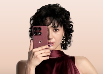 3,000 টাকা ছাড়ে Motorola Edge 70 Pro+ কেনার সুযোগ, 50MP সেলফি ক্যামেরা ও বিশাল ব্যাটারি পাবেন