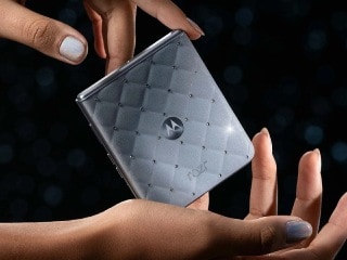 Motorola Teases New Razr Foldable With Swarovski Crystal Design Ahead of IFA
