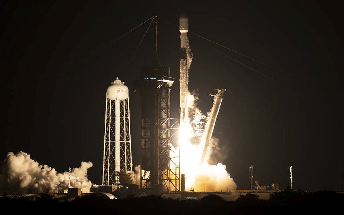 NASA Launches New X-Ray Telescope Aboard SpaceX Rocket to Study Milky Way&rsquo;s Most Energetic Objects