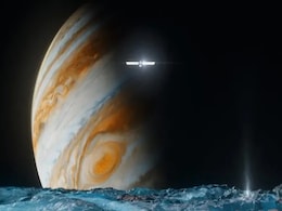 NASA is Sending Europa Clipper to Search for Aliens Near Jupiter's Moon NASA is Sending Europa Clipper to Search for Aliens Near Jupiter's Moon